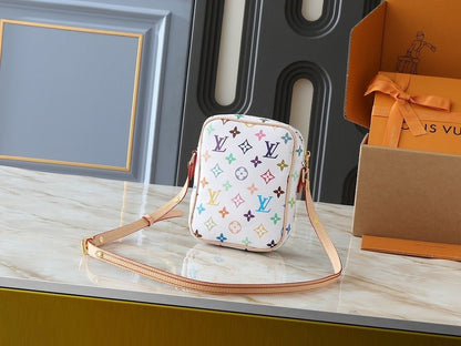 Anum Bags ln Luxury Bag --76804