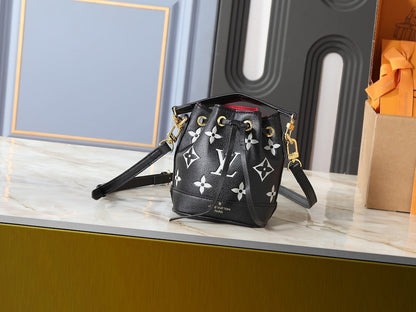 Anum Bags ln Luxury Bag --77733