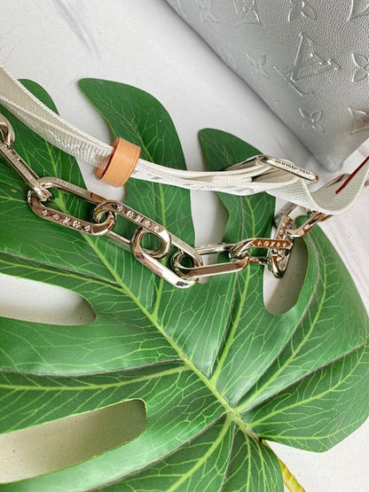 Anum Bags ln Luxury Bag --77950
