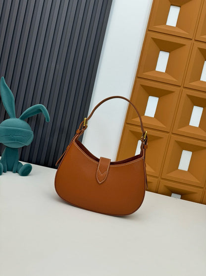 Anum Bags ln Luxury Bag --81452