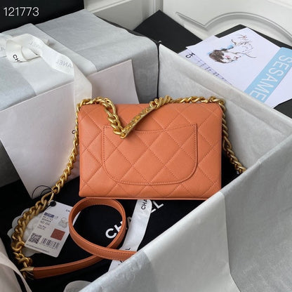Anum Bags Detail