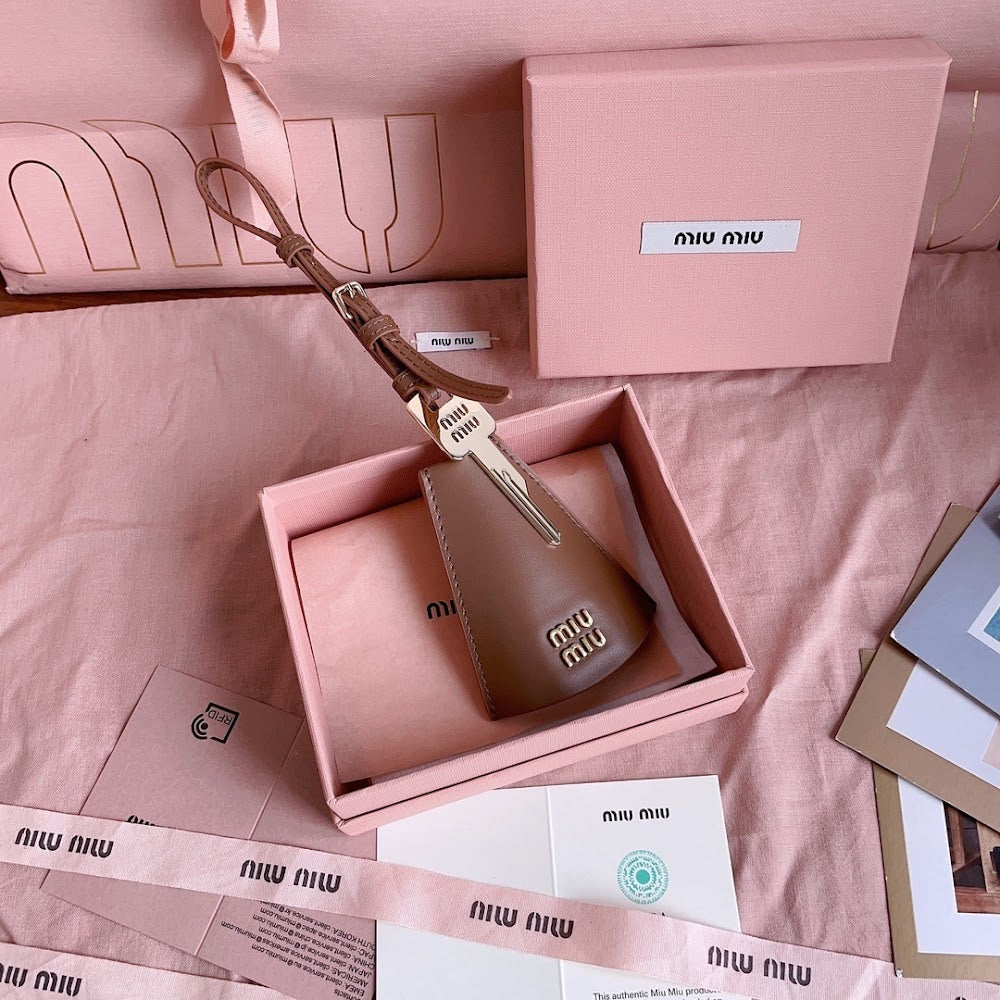 Anum Bags Miun Miun Luxury Bag --122272
