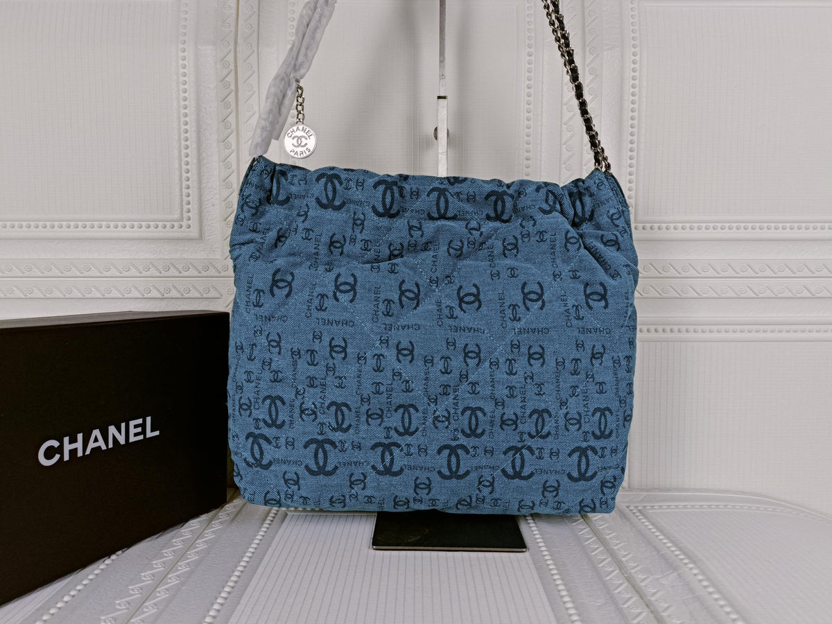 Anum Bags Detail