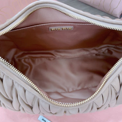 Anum Bags Miun Miun Luxury Bag --122916