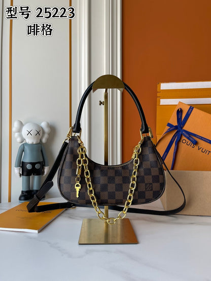 Anum Bags ln Luxury Bag --77304