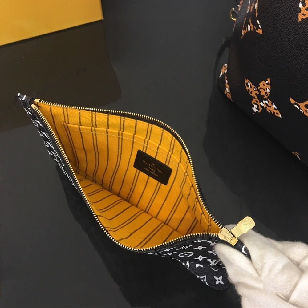 Anum Bags ln Luxury Bag --63287