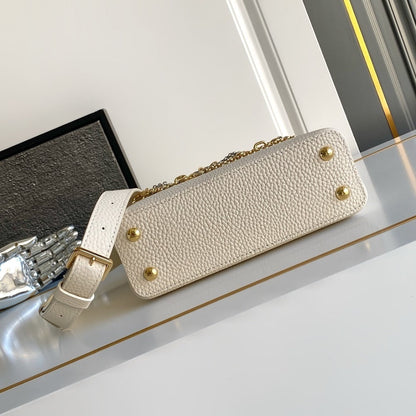 Anum Bags ln Luxury Bag --96161