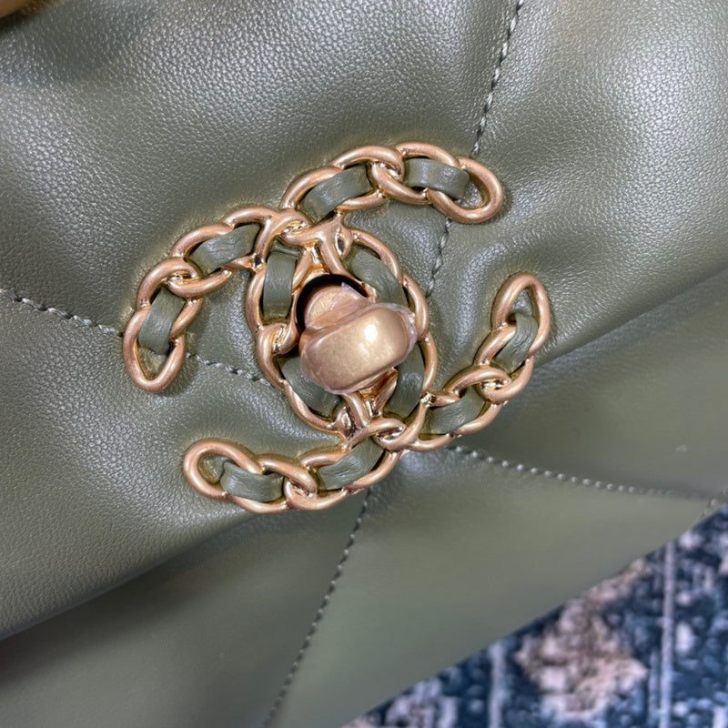 Anum Bags Detail