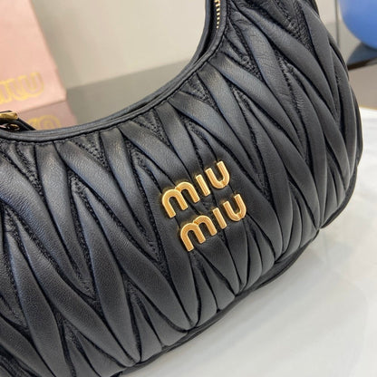Anum Bags Miun Miun Luxury Bag --122168