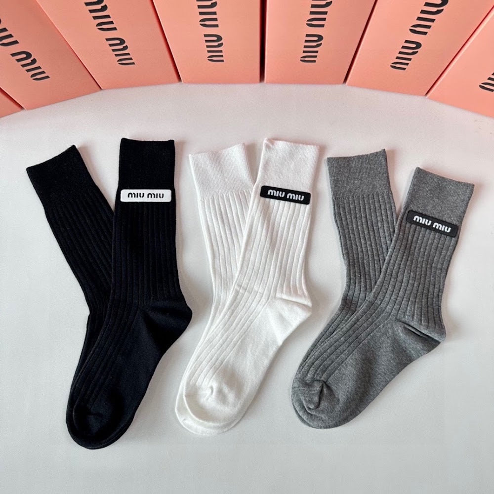 Anum Bags Premium Luxury Socks --97797