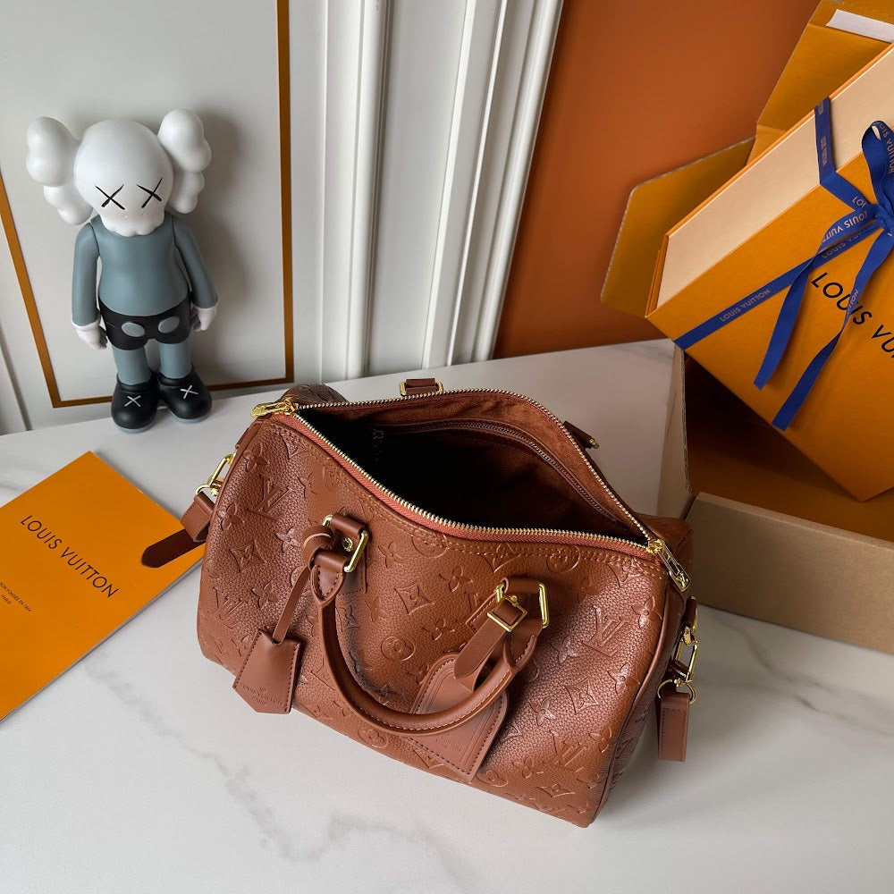 Anum Bags ln Luxury Bag --77686