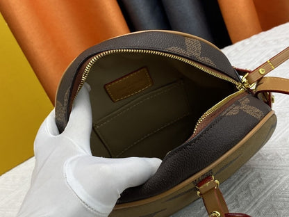 Anum Bags ln Luxury Bag --75728