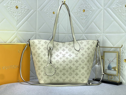 Anum Bags ln Luxury Bag --76273