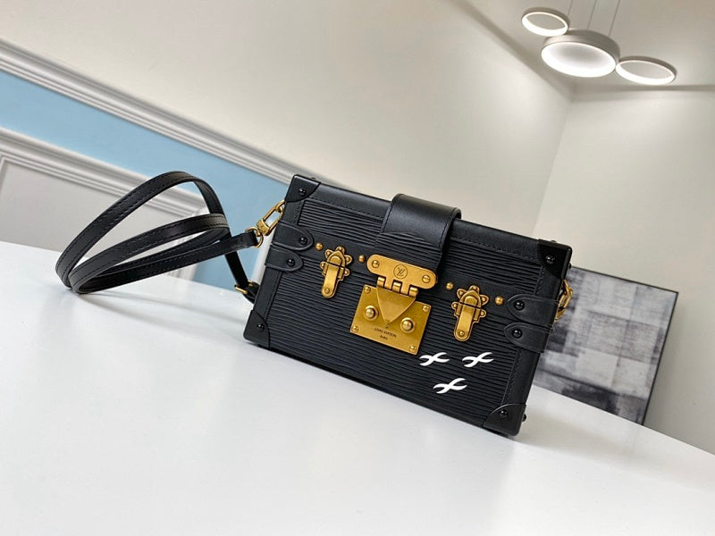 Anum Bags ln Luxury Bag --56896