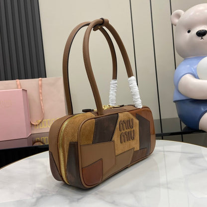 Anum Bags Miun Miun Luxury Bag --122163