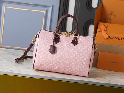 Anum Bags ln Luxury Bag --77659