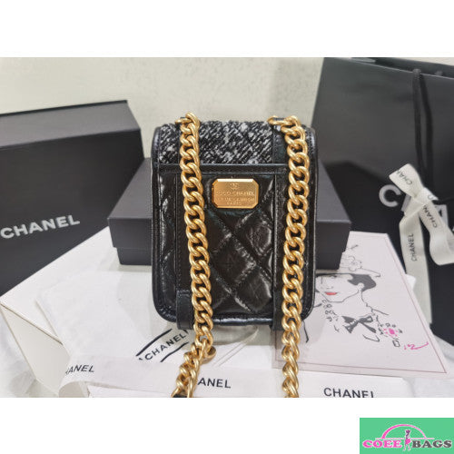 Anum Bags Detail