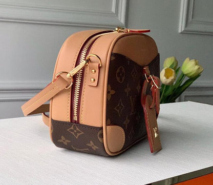 Anum Bags Detail