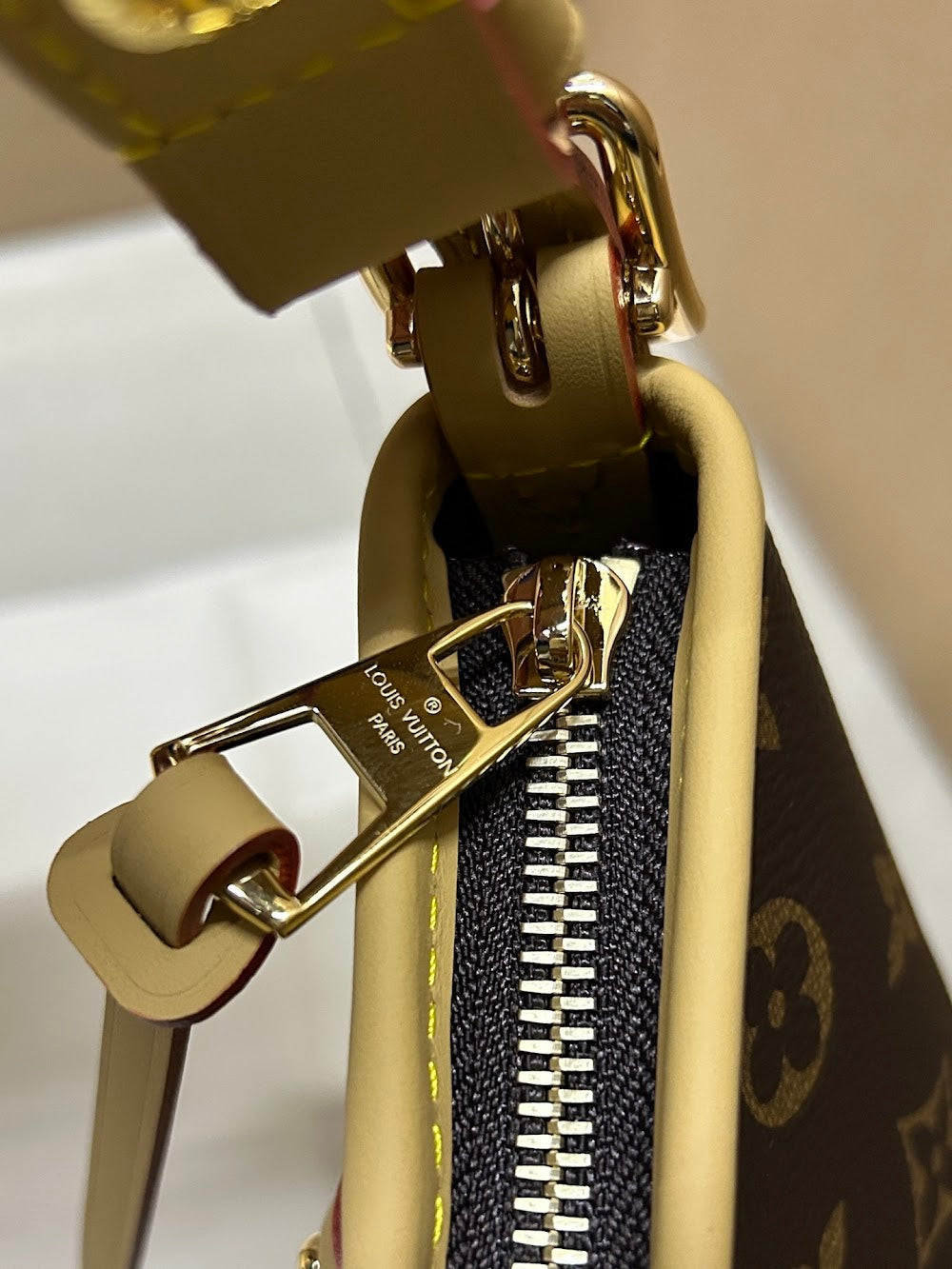 Anum Bags ln Luxury Bag --96018