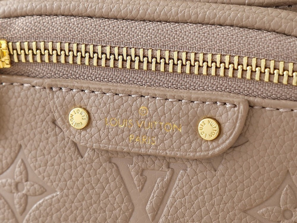 Anum Bags ln Luxury Bag --77028