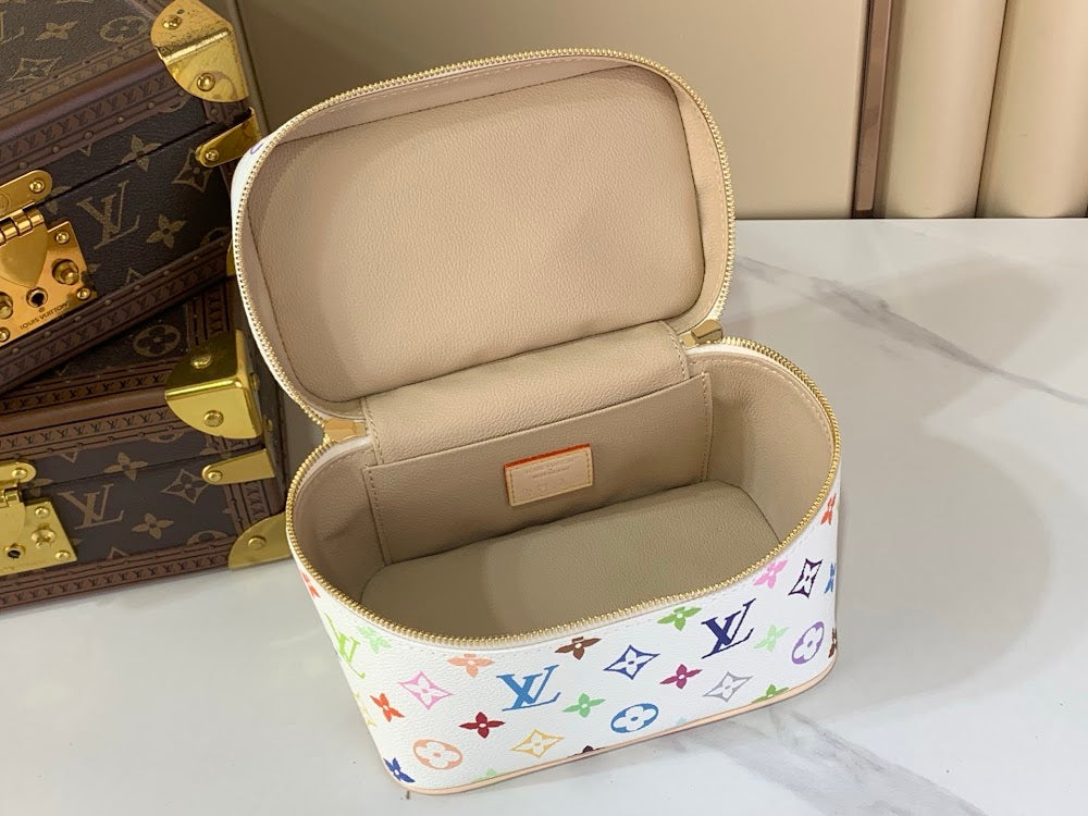 Anum Bags ln Luxury Bag --63043