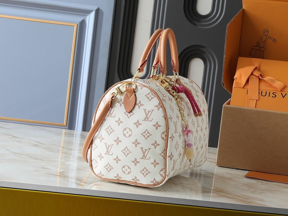 Anum Bags ln Luxury Bag --77265