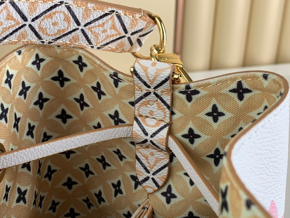 Anum Bags ln Luxury Bag --61698