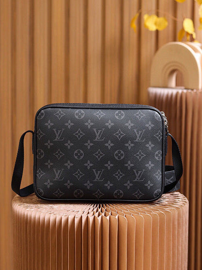 Anum Bags ln Luxury Bag --71124