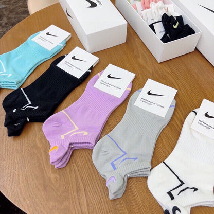 Anum Bags Premium Luxury Socks --97901