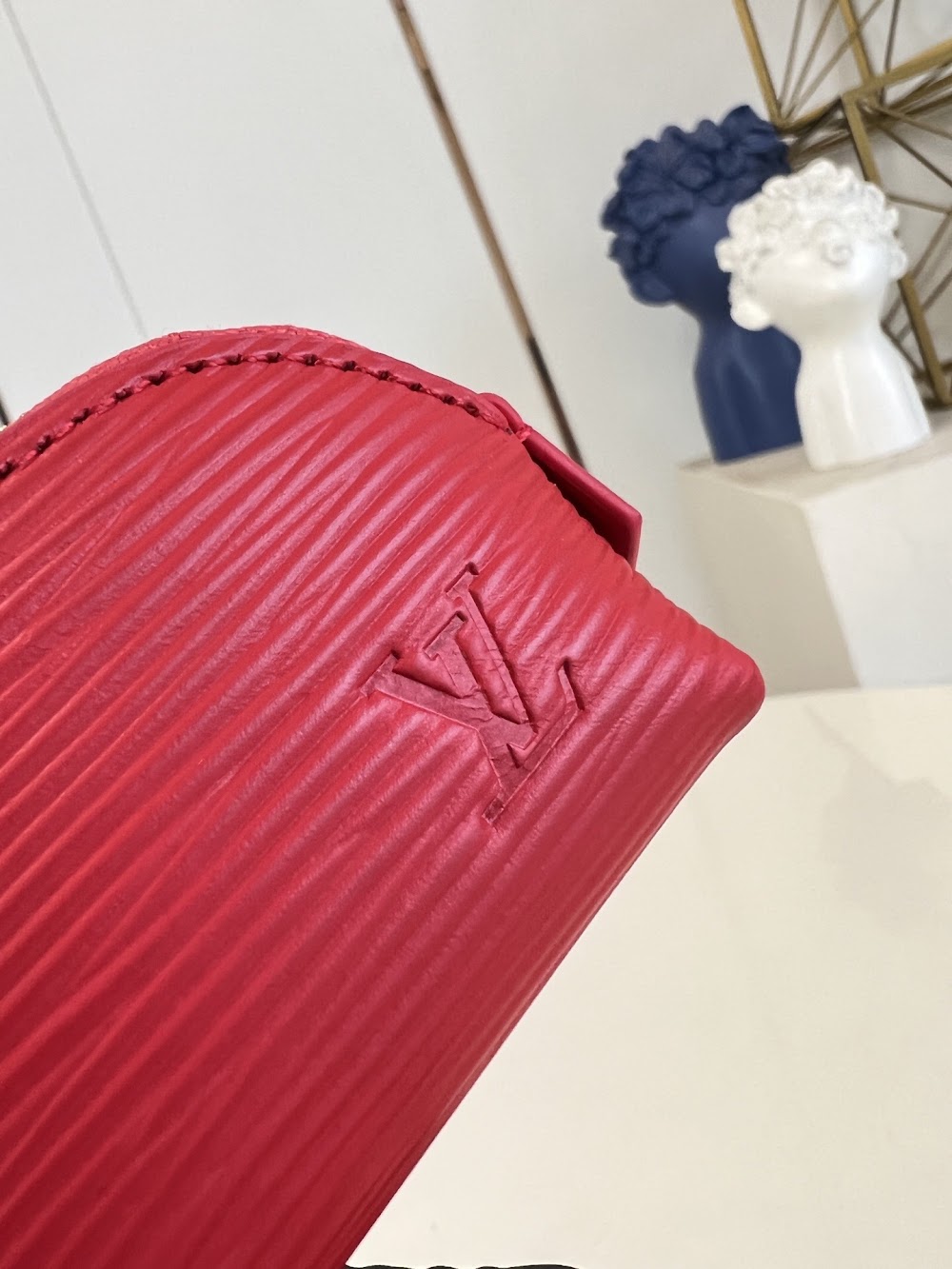 Anum Bags ln Luxury Bag --96849