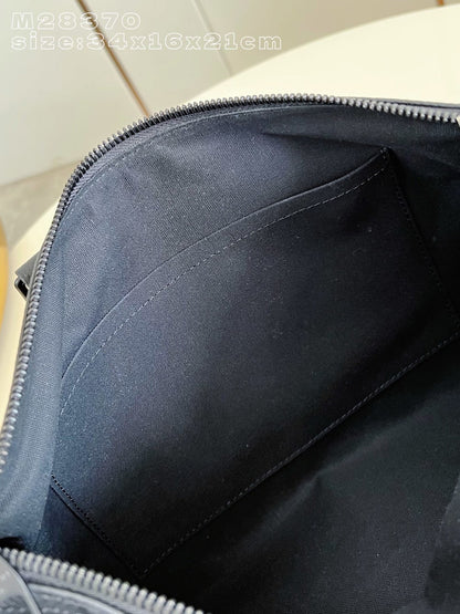 Anum Bags ln Luxury Bag --96685