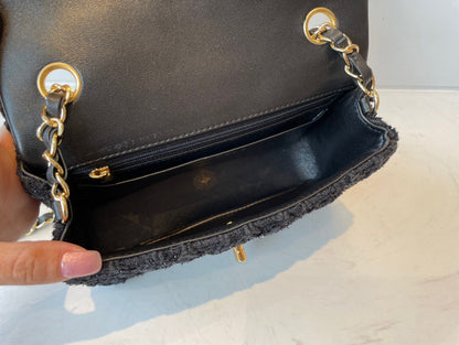 Anum Bags Detail