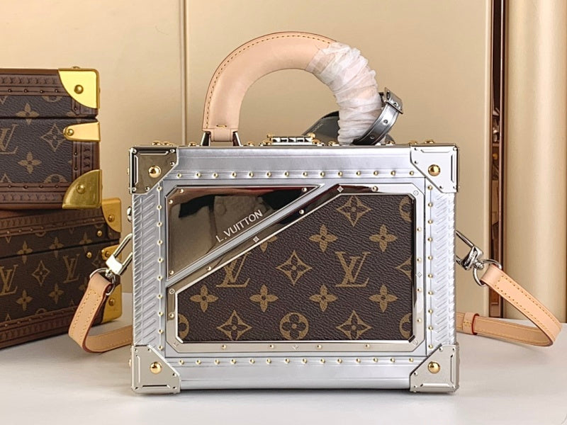 Anum Bags ln Luxury Bag --61227