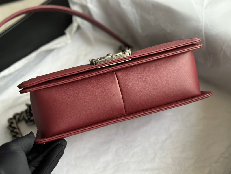 Anum Bags Detail