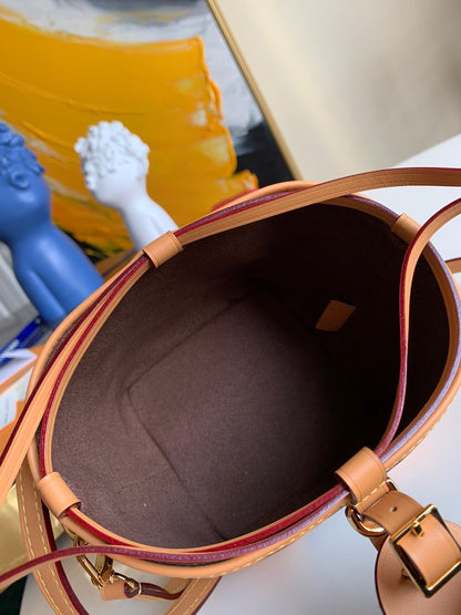Anum Bags ln Luxury Bag --96441