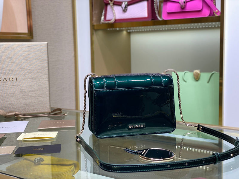 Anum Bags Detail