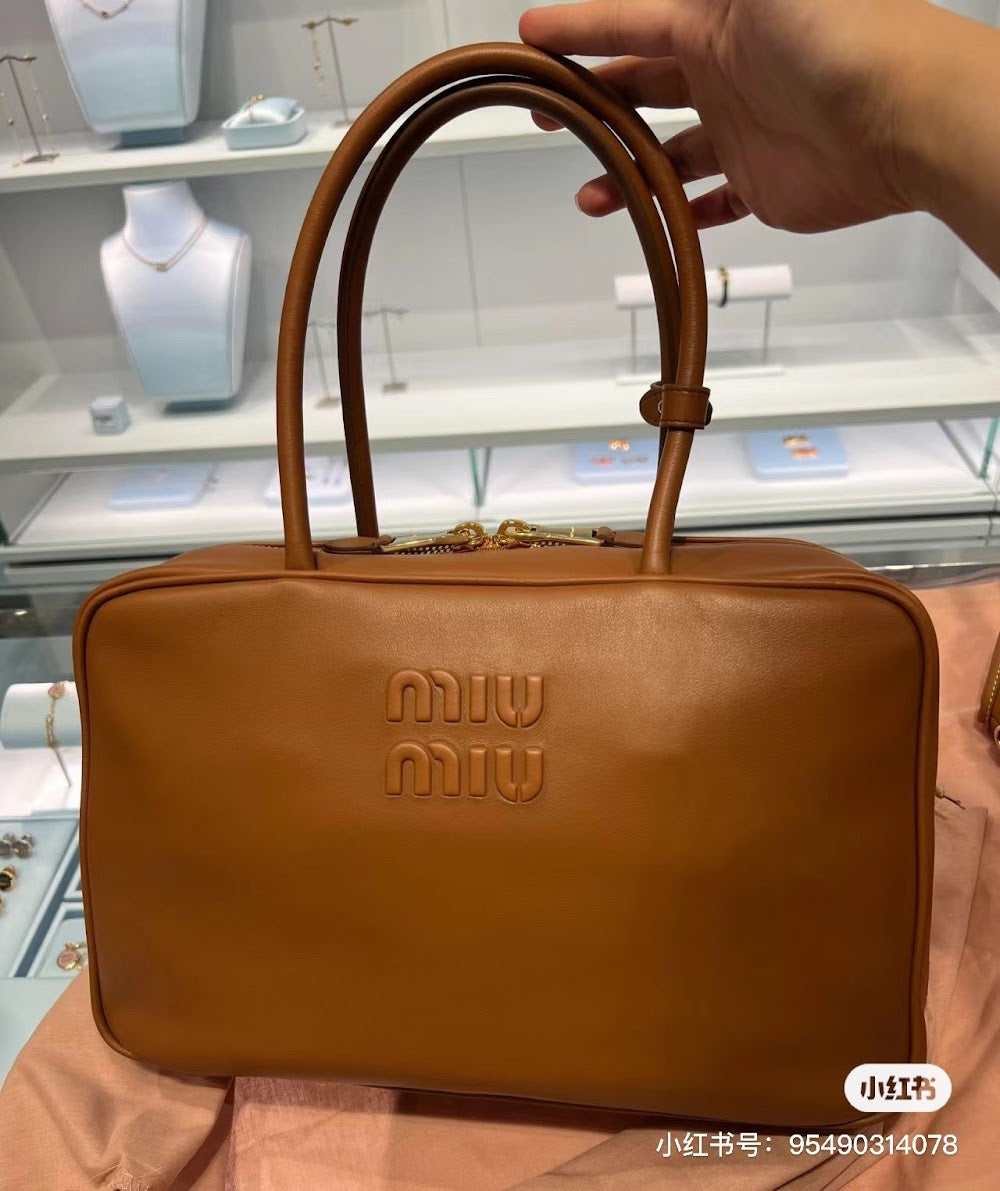 Anum Bags Miun Miun Luxury Bag --122418