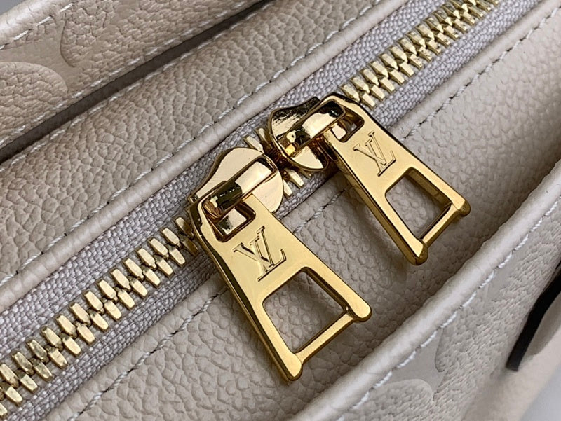 Anum Bags ln Luxury Bag --61973