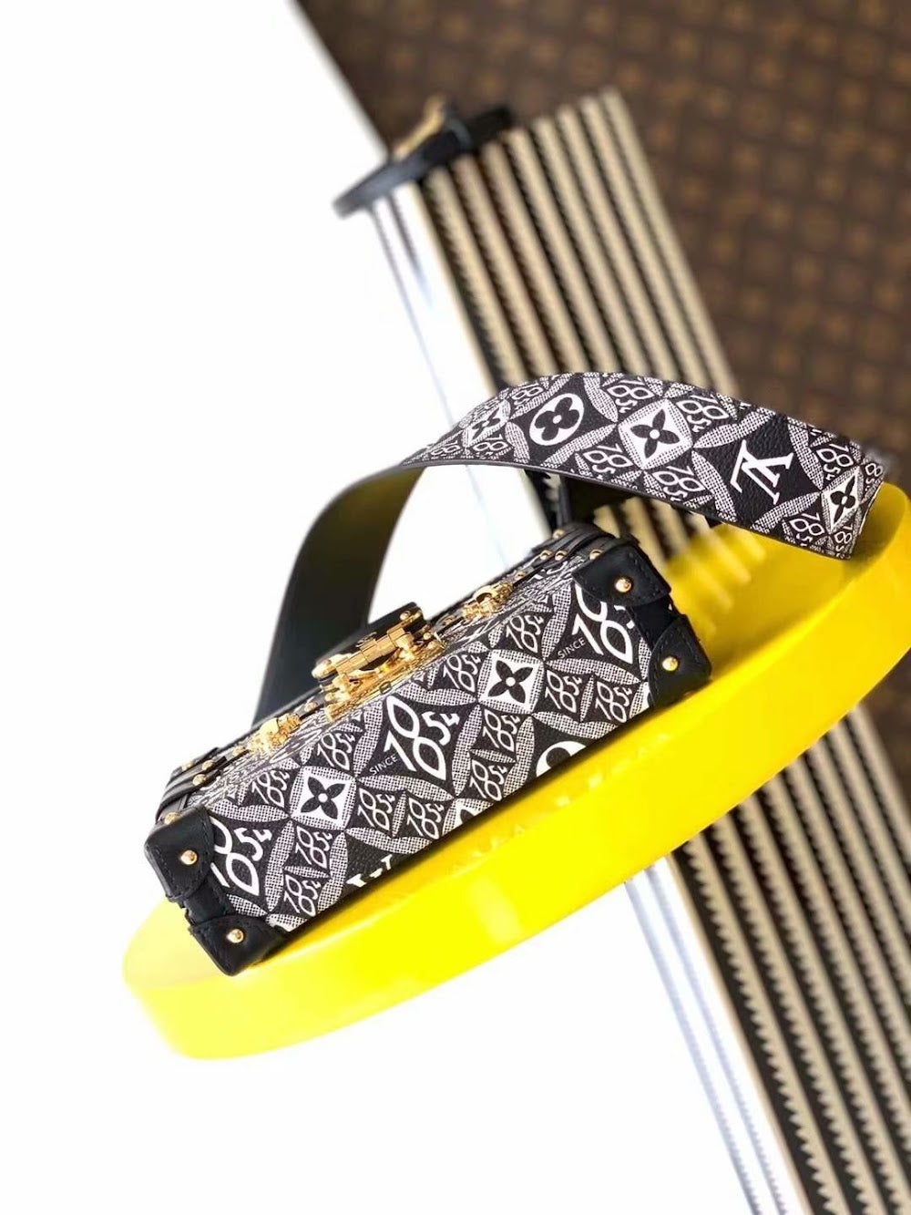 Anum Bags ln Luxury Bag --59725