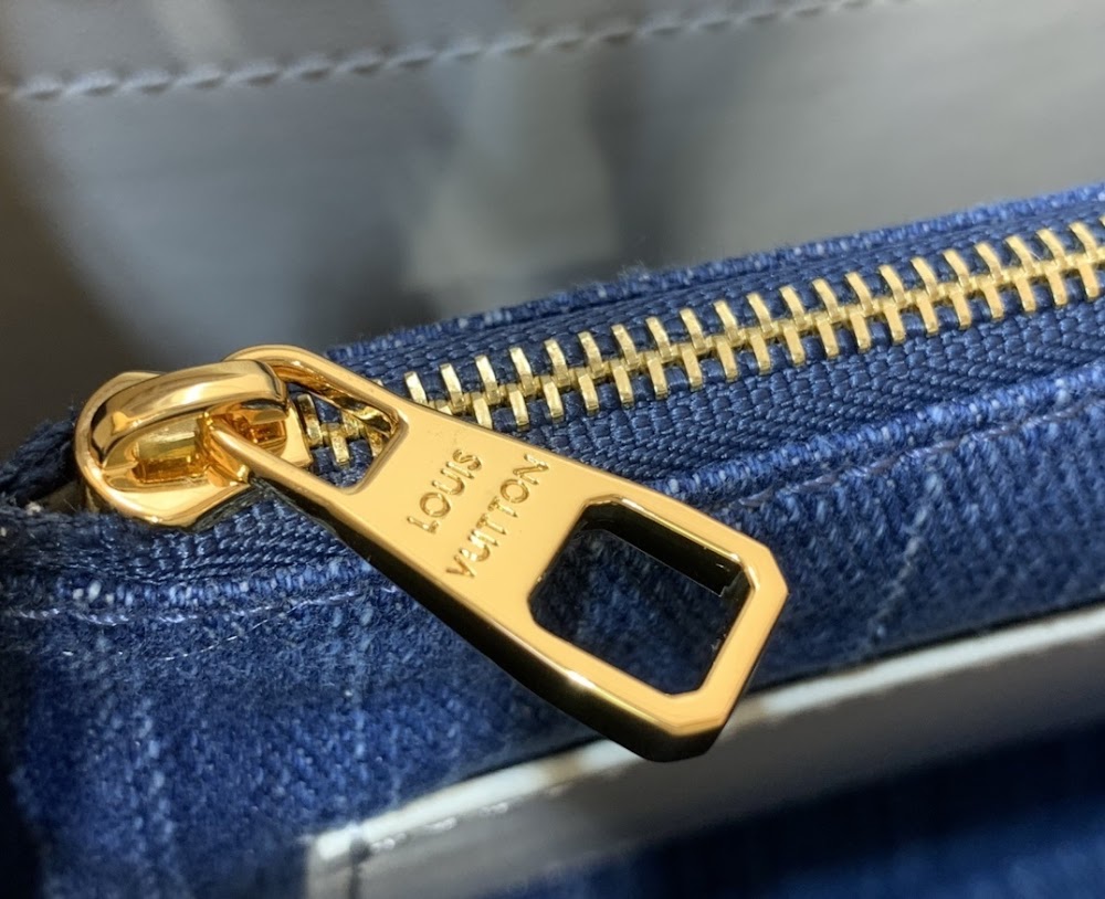 Anum Bags ln Luxury Bag --97107