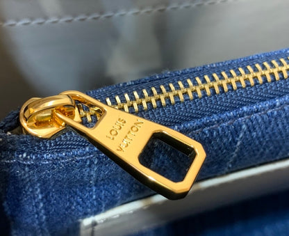Anum Bags ln Luxury Bag --97107