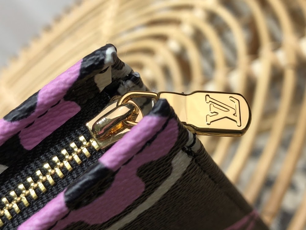 Anum Bags ln Luxury Bag --66727