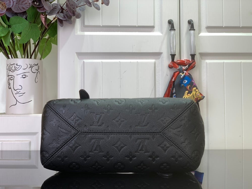 Anum Bags ln Luxury Bag --96707