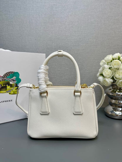 Anum Bags Pradn Luxury Bag --101547