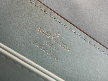 Anum Bags ln Luxury Bag --62701