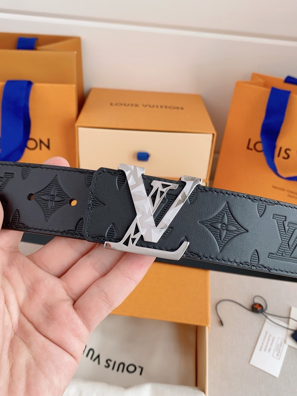 Anum Bags ln Luxury Belt --100509
