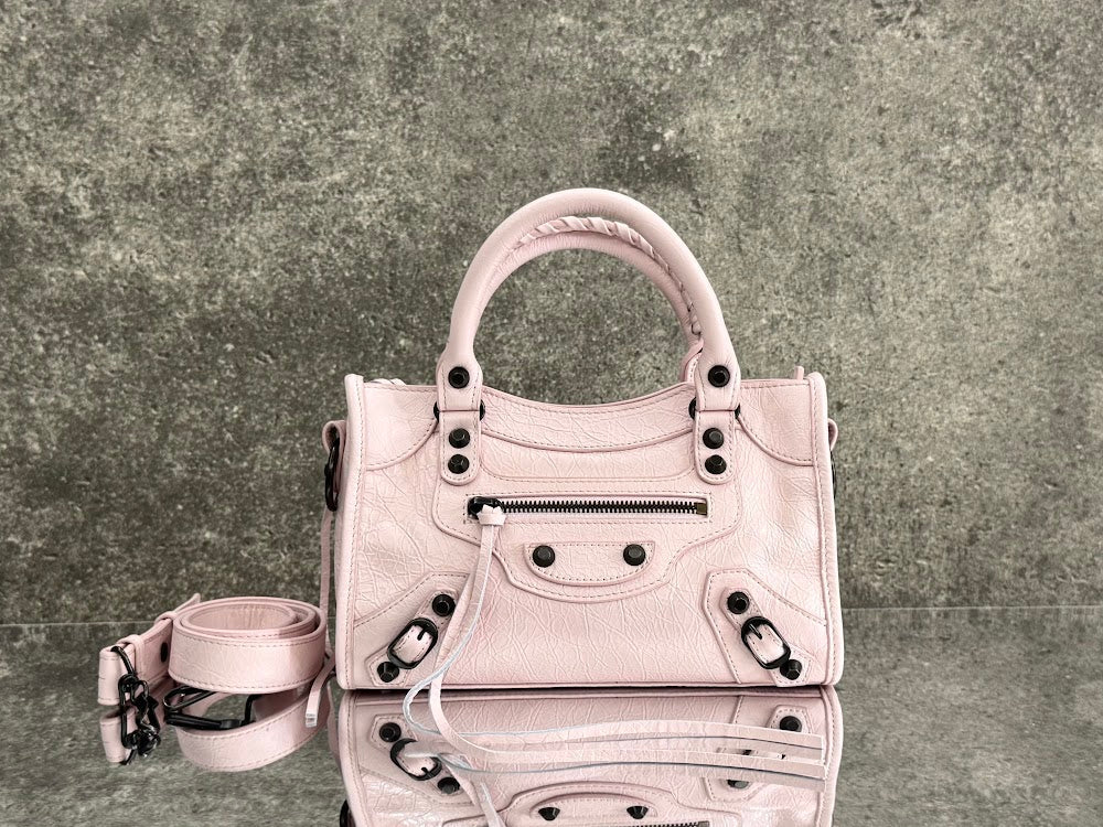 new-luxury-designer-bags-nm21267