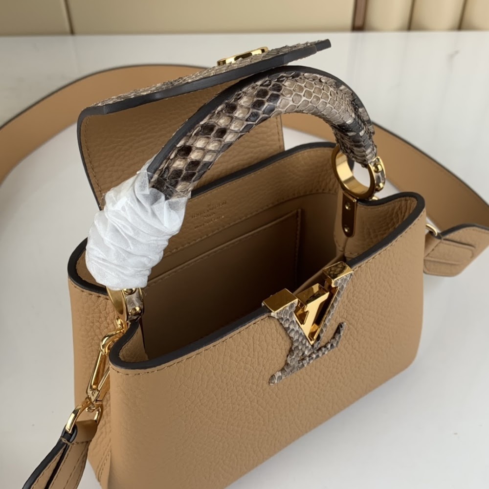 Anum Bags ln Luxury Bag --56987