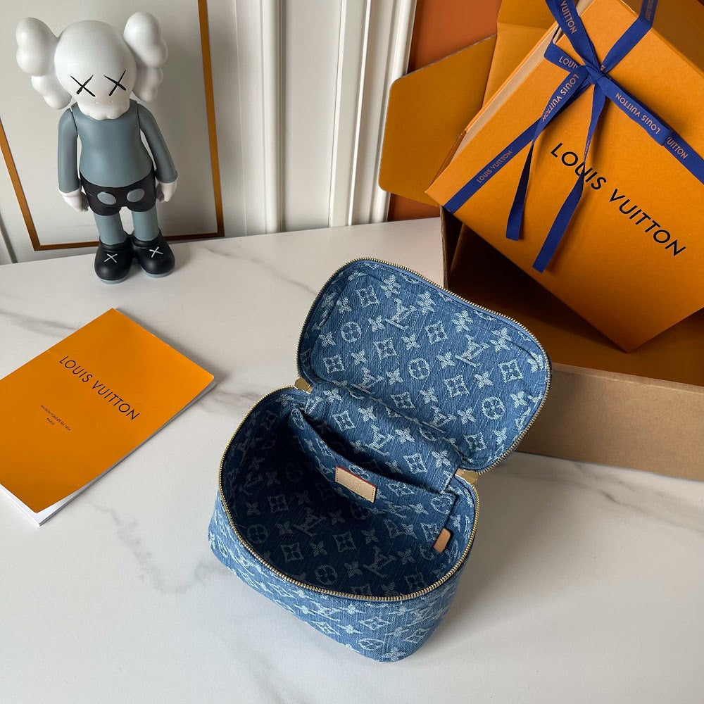 Anum Bags ln Luxury Bag --77847