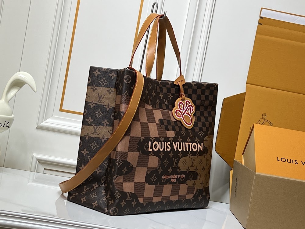 Anum Bags ln Luxury Bag --77271
